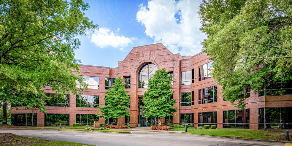 8295 Tournament Dr, Memphis, TN for lease - Building Photo - Image 2 of 23