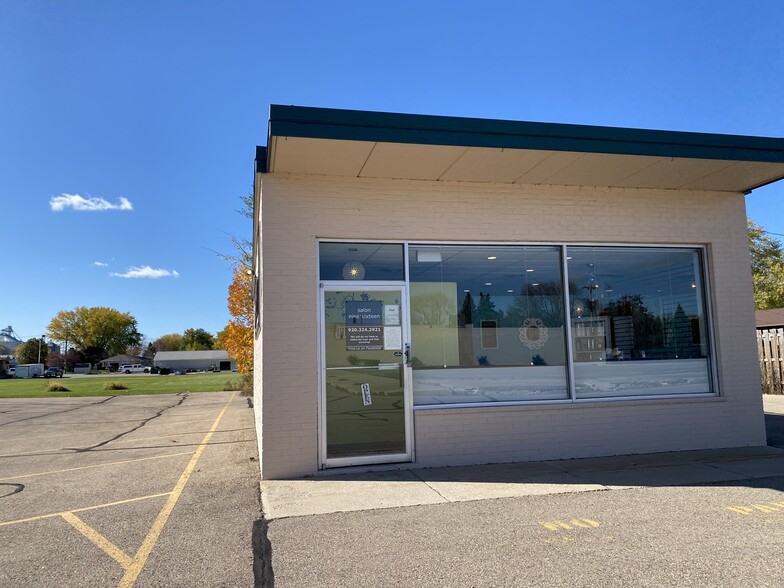 916 W Main St, Waupun, WI for sale - Building Photo - Image 3 of 15