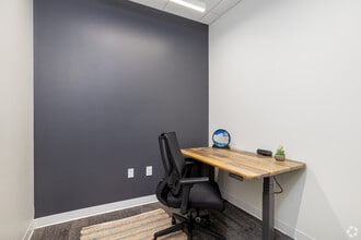 701 Green Valley Rd, Greensboro, NC for lease Interior Photo- Image 1 of 3