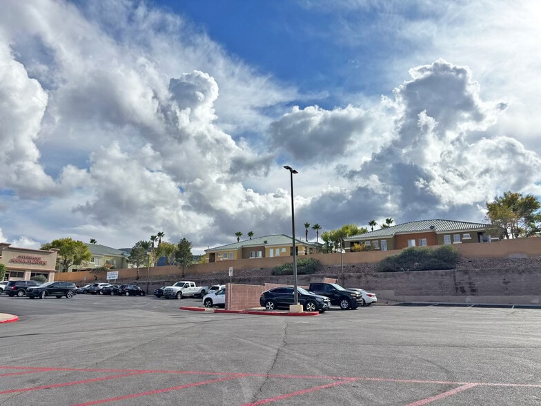 Stephanie And Horizon Rdg, Henderson, NV for sale - Building Photo - Image 2 of 8