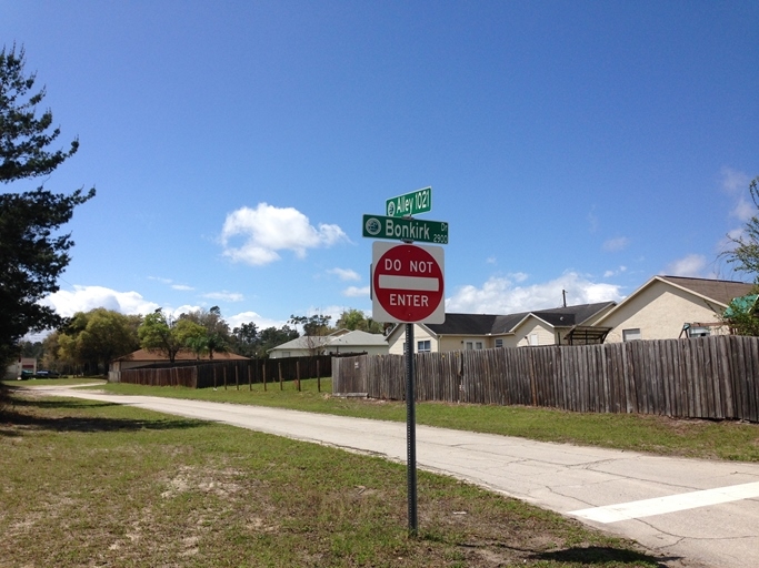 1684 Catalina Blvd, Deltona, FL for sale Primary Photo- Image 1 of 2