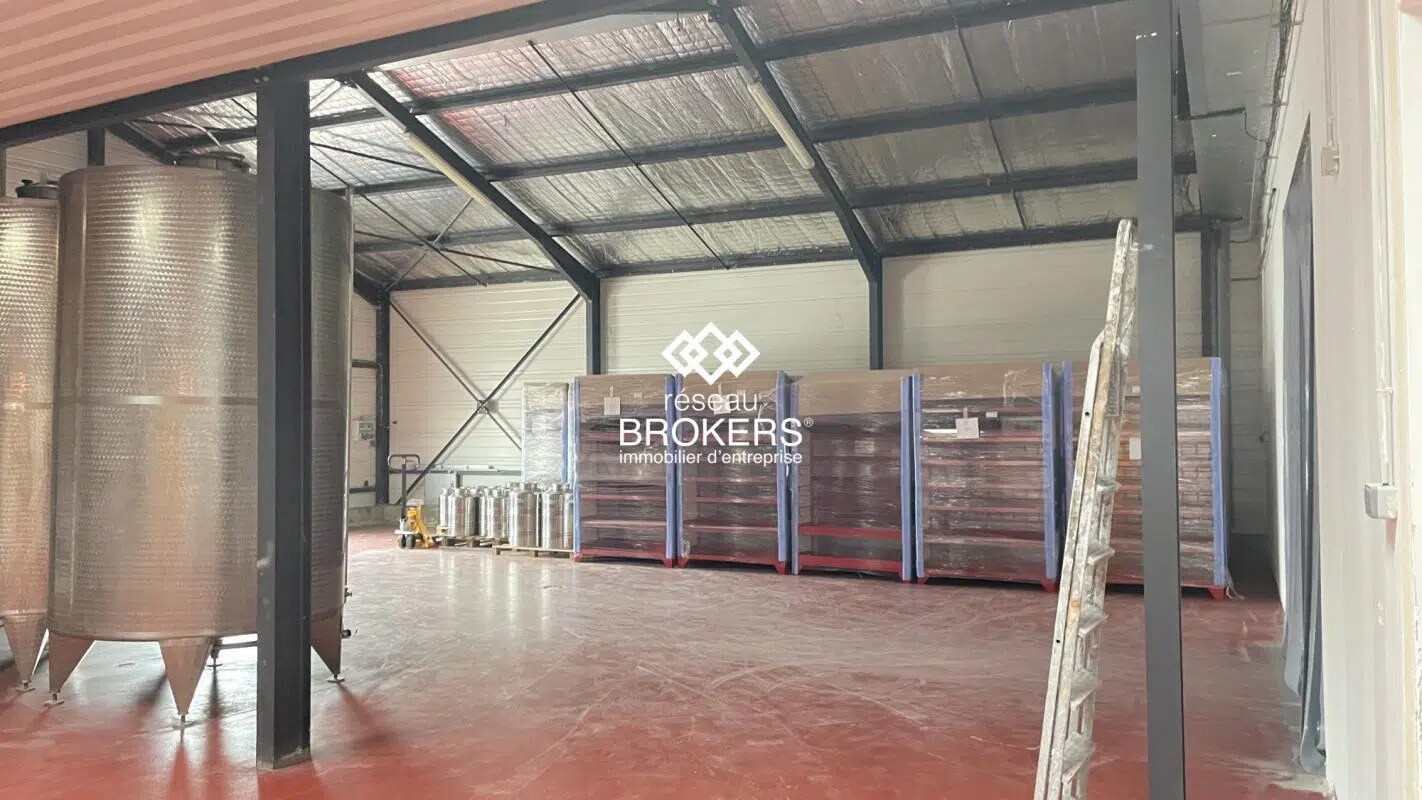 Industrial in Beaucaire for sale Building Photo- Image 1 of 5