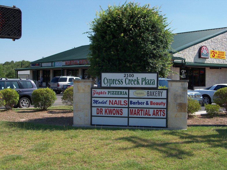 2100 Cypress Creek Rd, Cedar Park, TX for lease - Primary Photo - Image 2 of 2