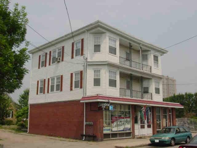 1753-1757 Cranston St, Cranston, RI for lease - Building Photo - Image 3 of 5