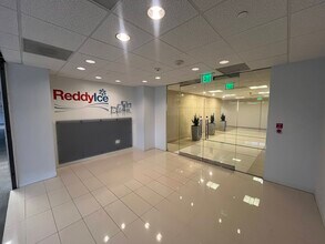 5720 Lyndon B Johnson Fwy, Dallas, TX for lease Interior Photo- Image 2 of 22