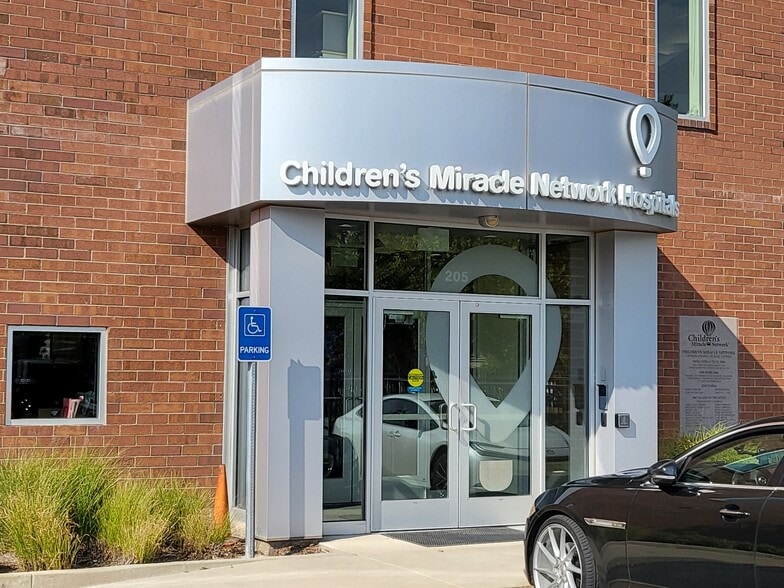 205 W 700 S, Salt Lake City, UT for sale - Building Photo - Image 3 of 43