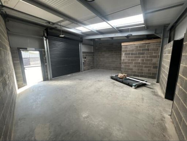 Willow Way Industrial Estate, Stanley for lease Interior Photo- Image 1 of 2