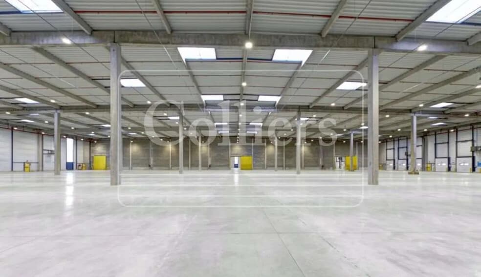 Office in Marly-la-Ville for lease - Interior Photo - Image 2 of 57