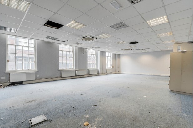 14 Minster St, Salisbury for lease Interior Photo- Image 1 of 6