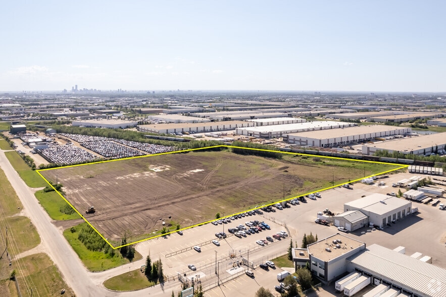 18961 118A Ave NW, Edmonton, AB for lease - Building Photo - Image 1 of 13