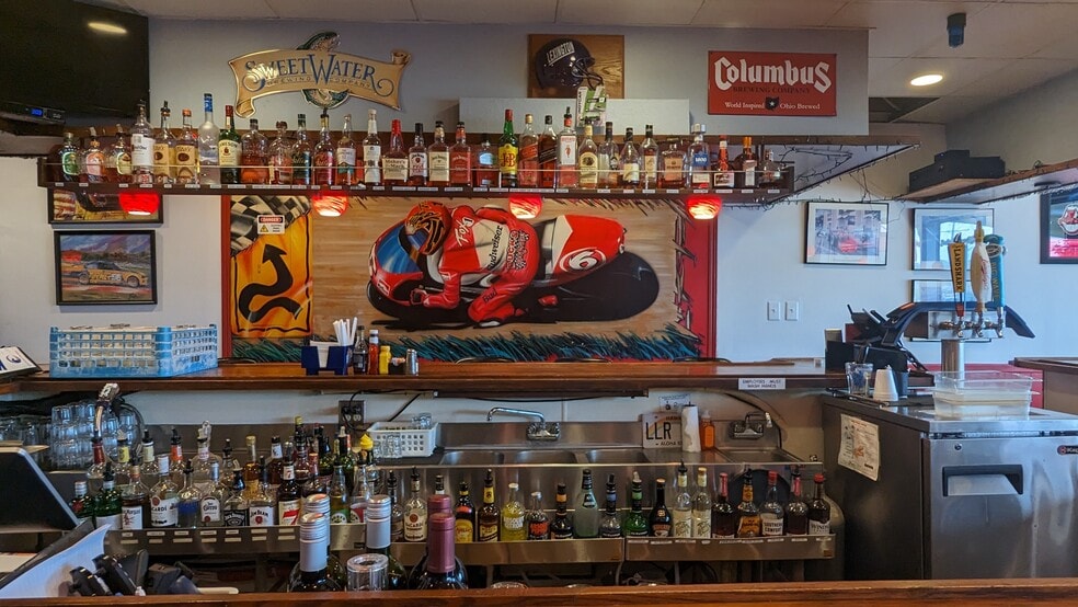 192 E Main St, Lexington, OH for sale - Building Photo - Image 3 of 41