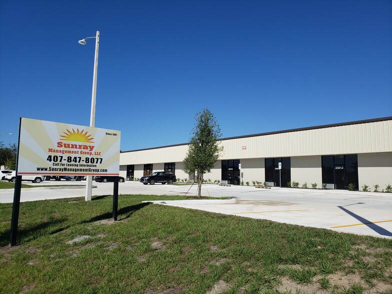 3501 Commerce, Kissimmee, FL for lease - Building Photo - Image 1 of 5