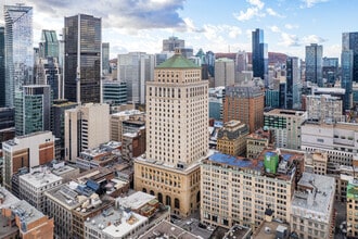 360 Rue Saint-Jacques, Montréal, QC - AERIAL  map view