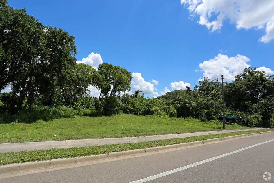 Manatee Ave E, Bradenton, FL 34208 - 2601 Manatee Ave E | LoopNet