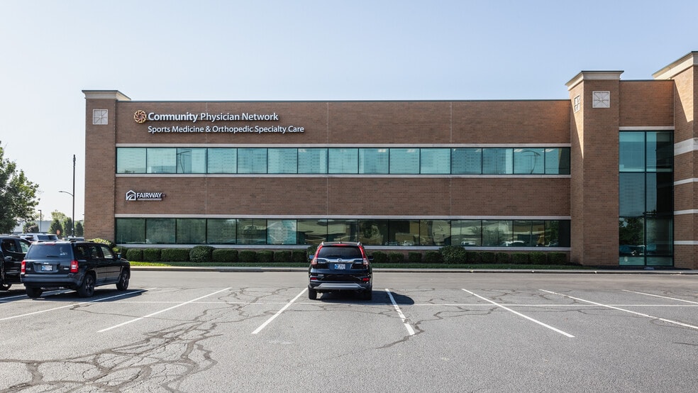 555 E County Line Rd, Greenwood, IN for lease - Building Photo - Image 3 of 26