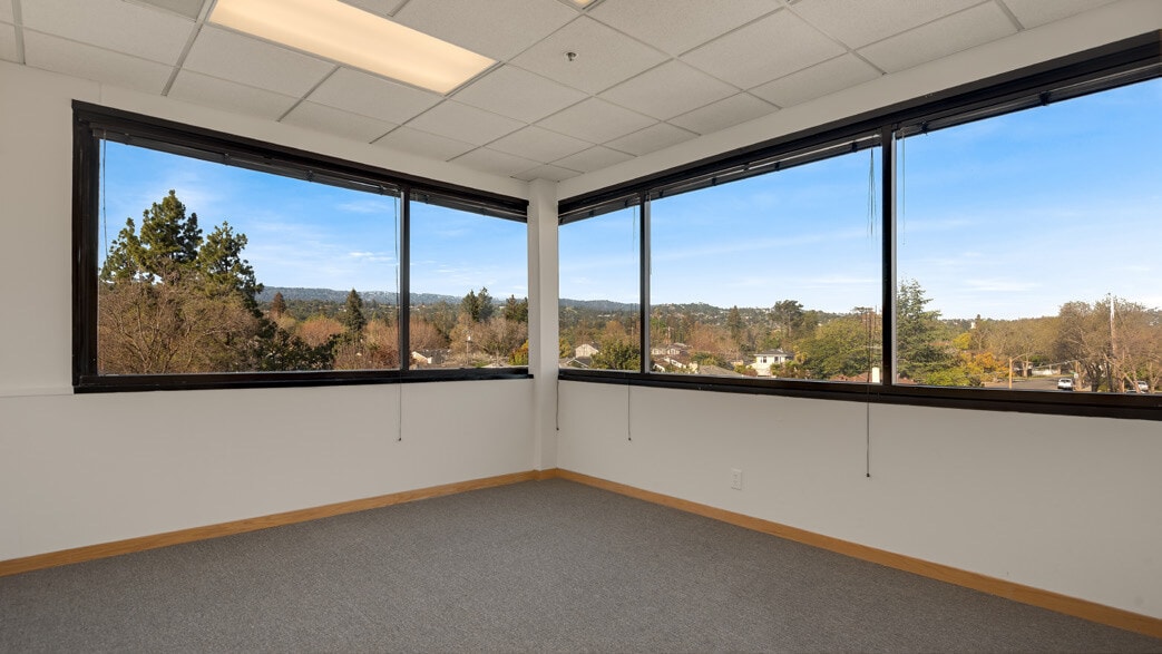 1733 Woodside Rd, Redwood City, CA for lease Building Photo- Image 1 of 3