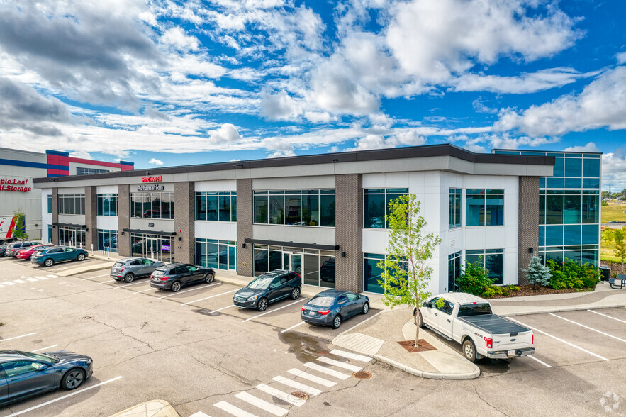 709 64 Av SE, Calgary, AB for lease - Building Photo - Image 1 of 5