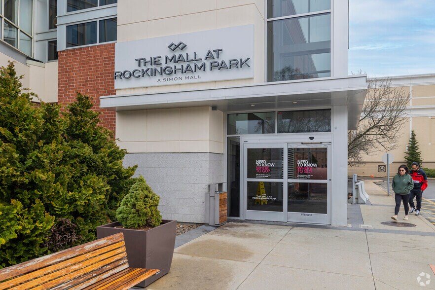 99 Rockingham Park Blvd, Salem, NH for sale - Primary Photo - Image 1 of 1