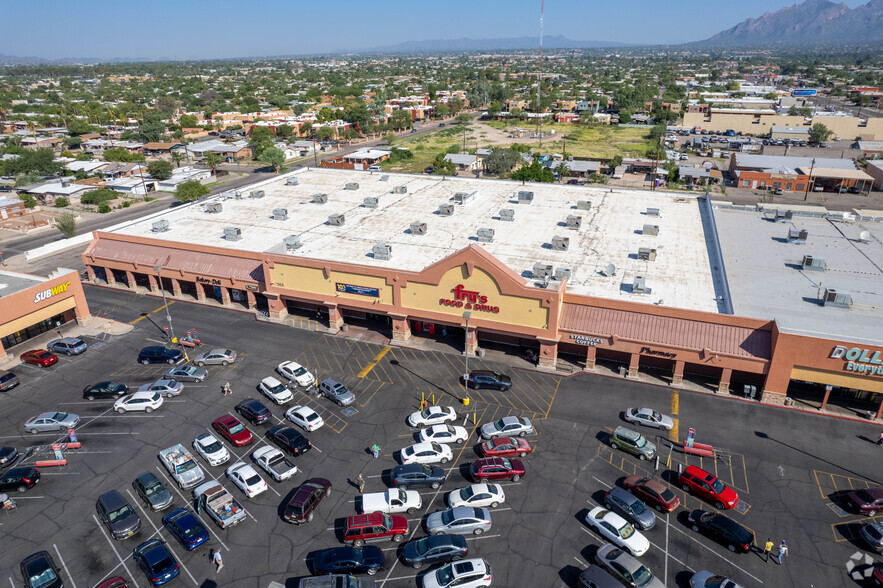 555 E Grant Rd, Tucson, AZ for lease - Aerial - Image 3 of 11