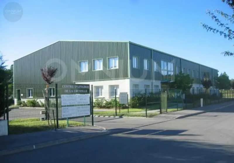 Office in Villefontaine for lease - Building Photo - Image 1 of 5