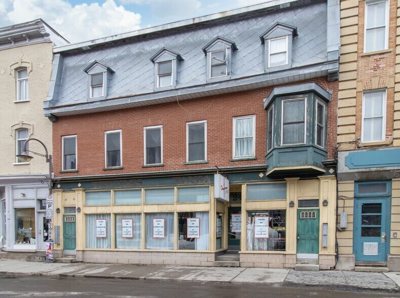 20 Rue Saint-Joseph O, Québec, QC for sale - Primary Photo - Image 1 of 1