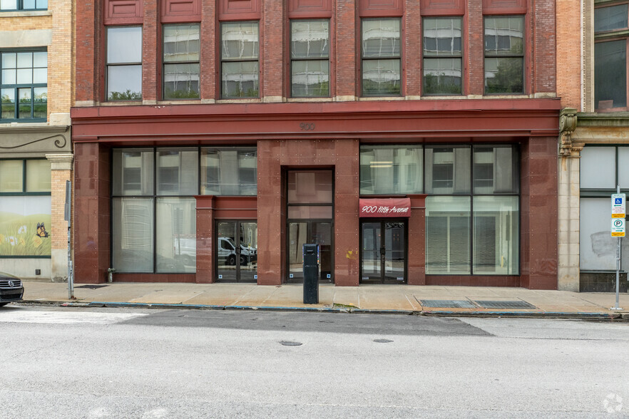 900 5th Ave, Pittsburgh, PA for sale - Building Photo - Image 2 of 10