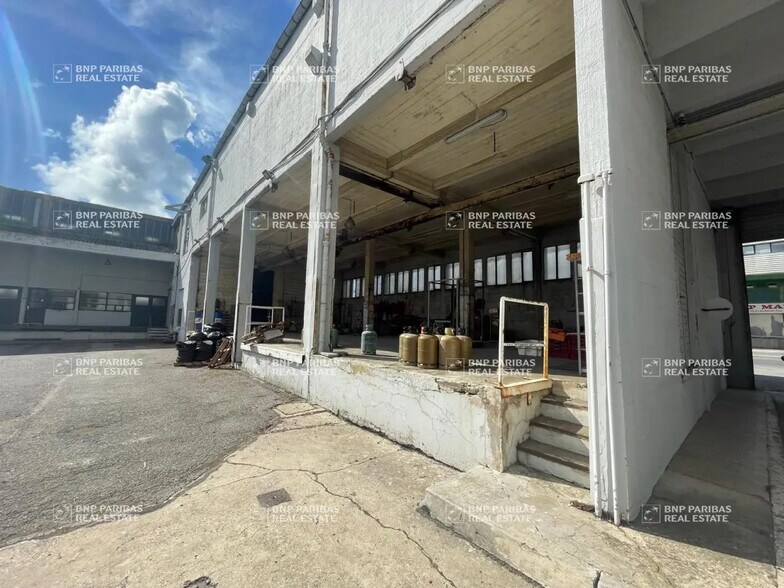 Flex in Boulogne-sur-Mer for sale - Building Photo - Image 1 of 19