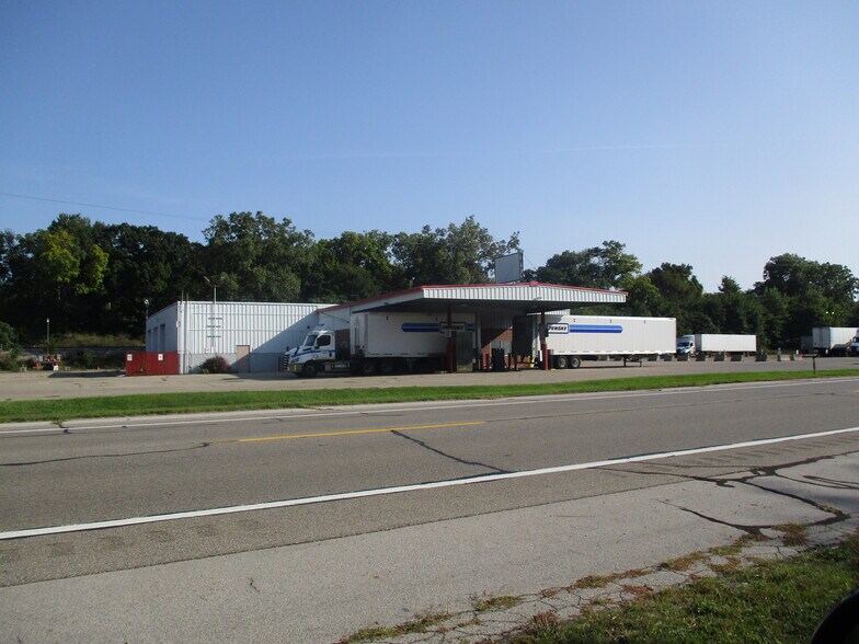 3717 King Hwy, Kalamazoo, MI for sale - Building Photo - Image 2 of 45