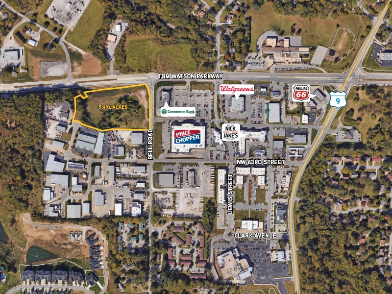 SWC Tom Watson Pky, Parkville, MO for sale Building Photo- Image 1 of 2