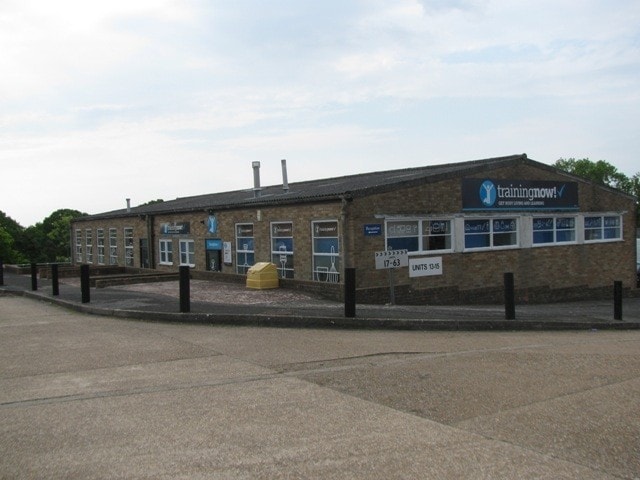 13-15 Station Rd, Hailsham for lease Primary Photo- Image 1 of 2