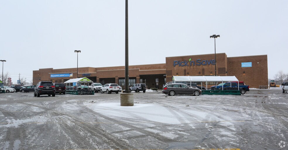 2700 N Ballard Rd, Appleton, WI for sale - Primary Photo - Image 1 of 1