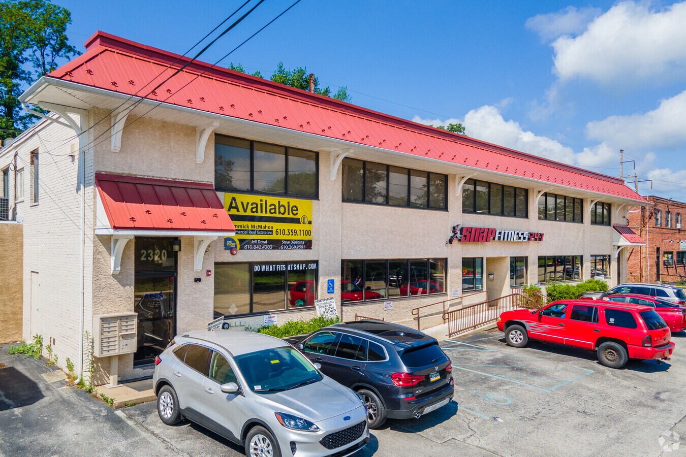 2320 Haverford Rd, Ardmore, PA 19003