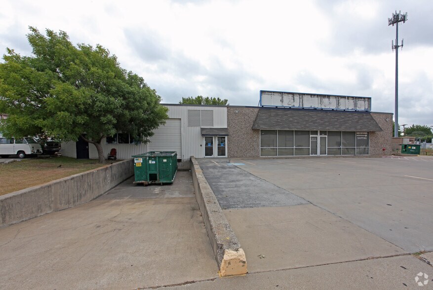 616 N 5th St, Garland, TX for sale - Building Photo - Image 2 of 7