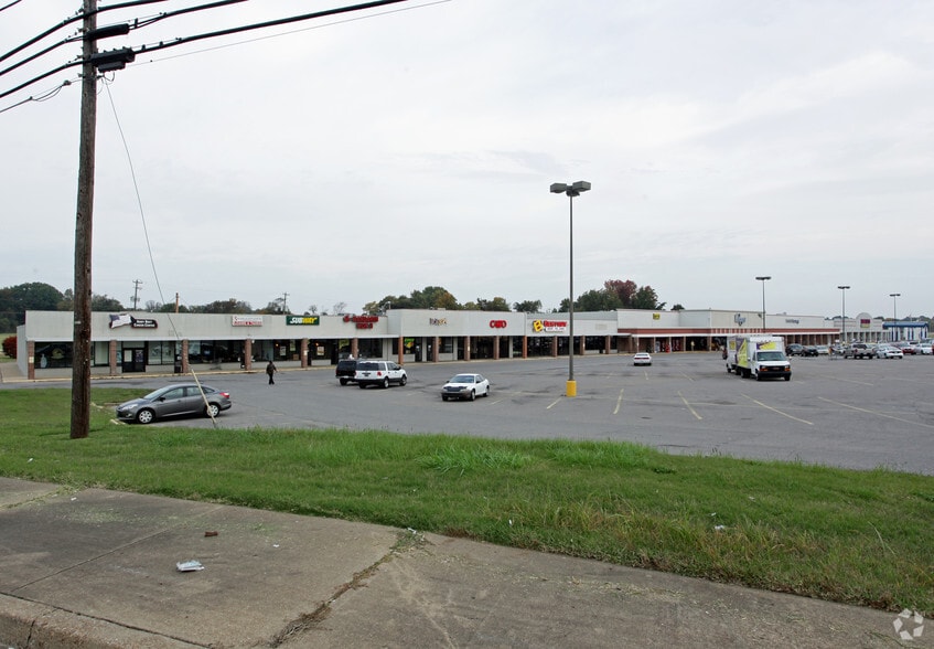 8017-8061 US Highway 51 N, Millington, TN for lease - Building Photo - Image 2 of 7
