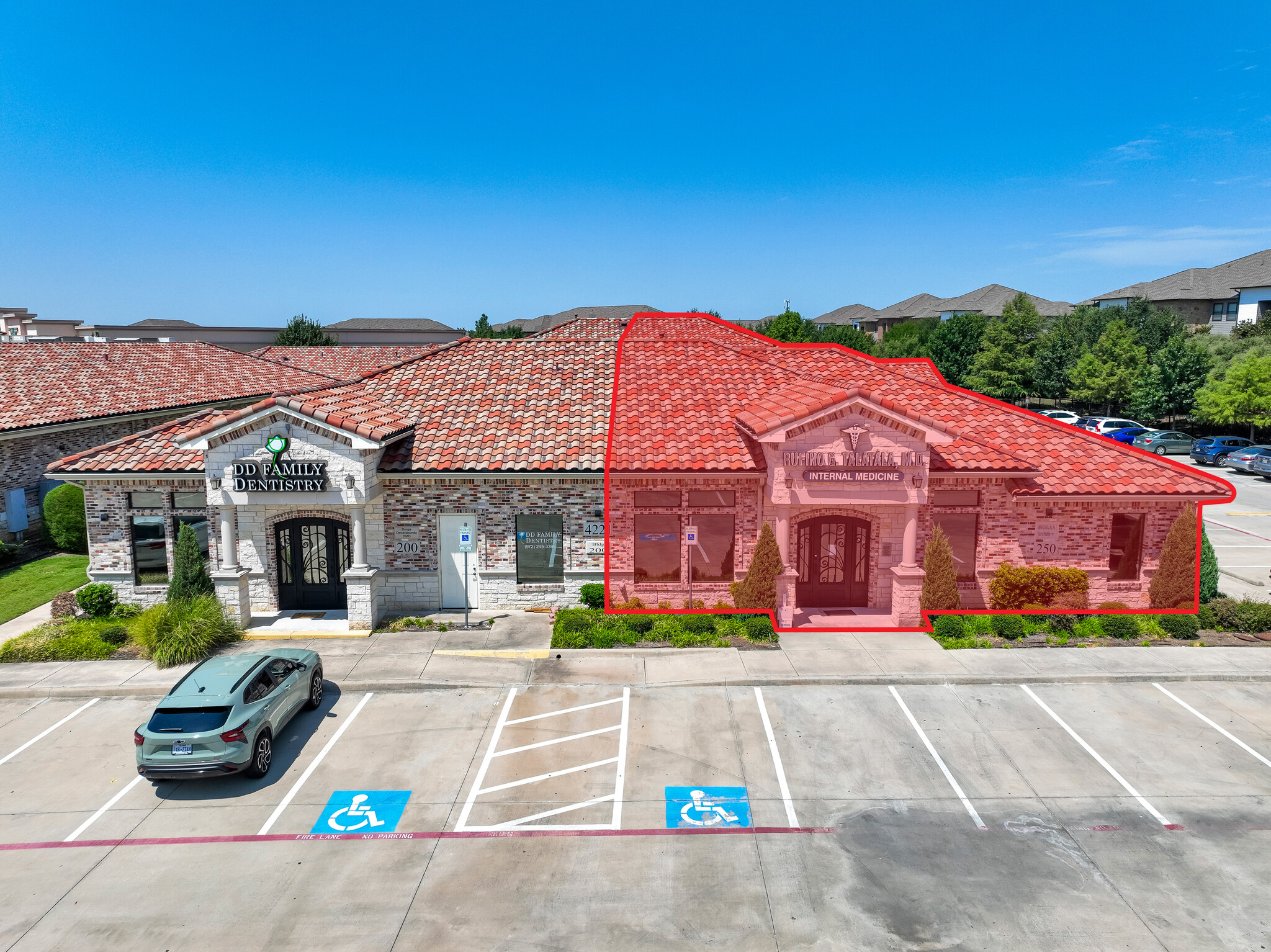 4221 Medical Pky, Carrollton, TX for lease Building Photo- Image 1 of 4