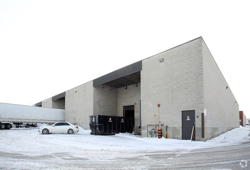 2084 Steeles Ave E, Brampton, ON for lease - Building Photo - Image 3 of 5