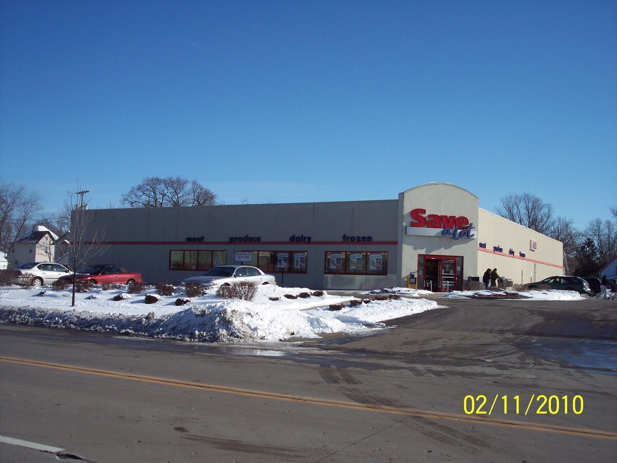 1223 Park Ave, Beloit, WI 53511