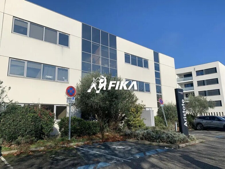 Office in Colomiers for lease - Building Photo - Image 2 of 6