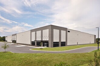 1500 Perimeter Rd, Greenville, SC for lease Building Photo- Image 1 of 3