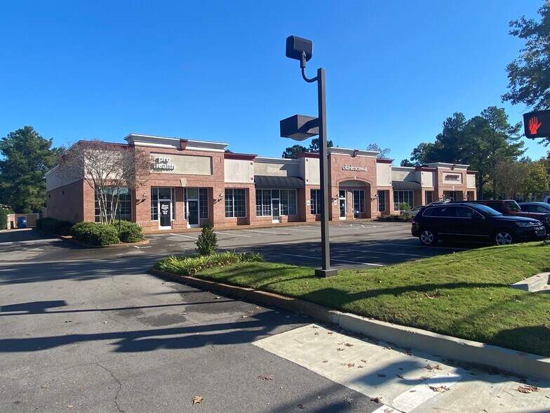 7910-7938 Wolf River Blvd, Germantown, TN for lease - Building Photo - Image 3 of 12