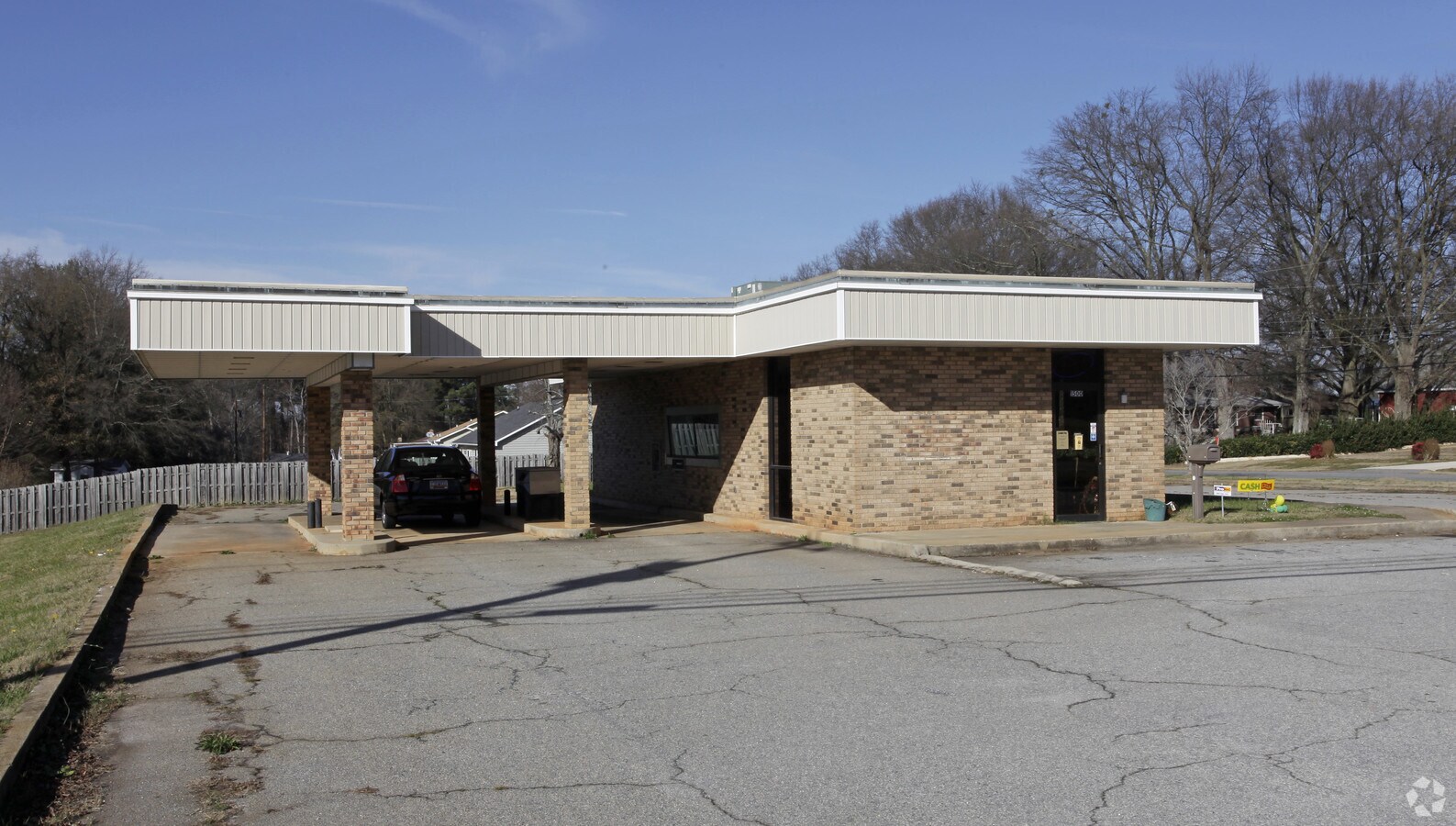 1500 Anderson Dr, Williamston, SC 29697