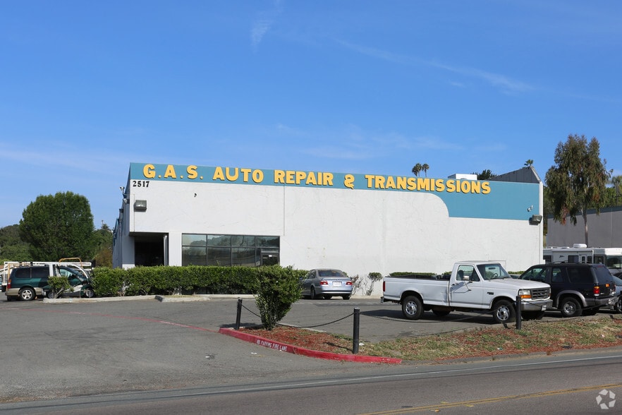 2517 S Santa Fe Ave, Vista, CA for sale - Primary Photo - Image 1 of 1