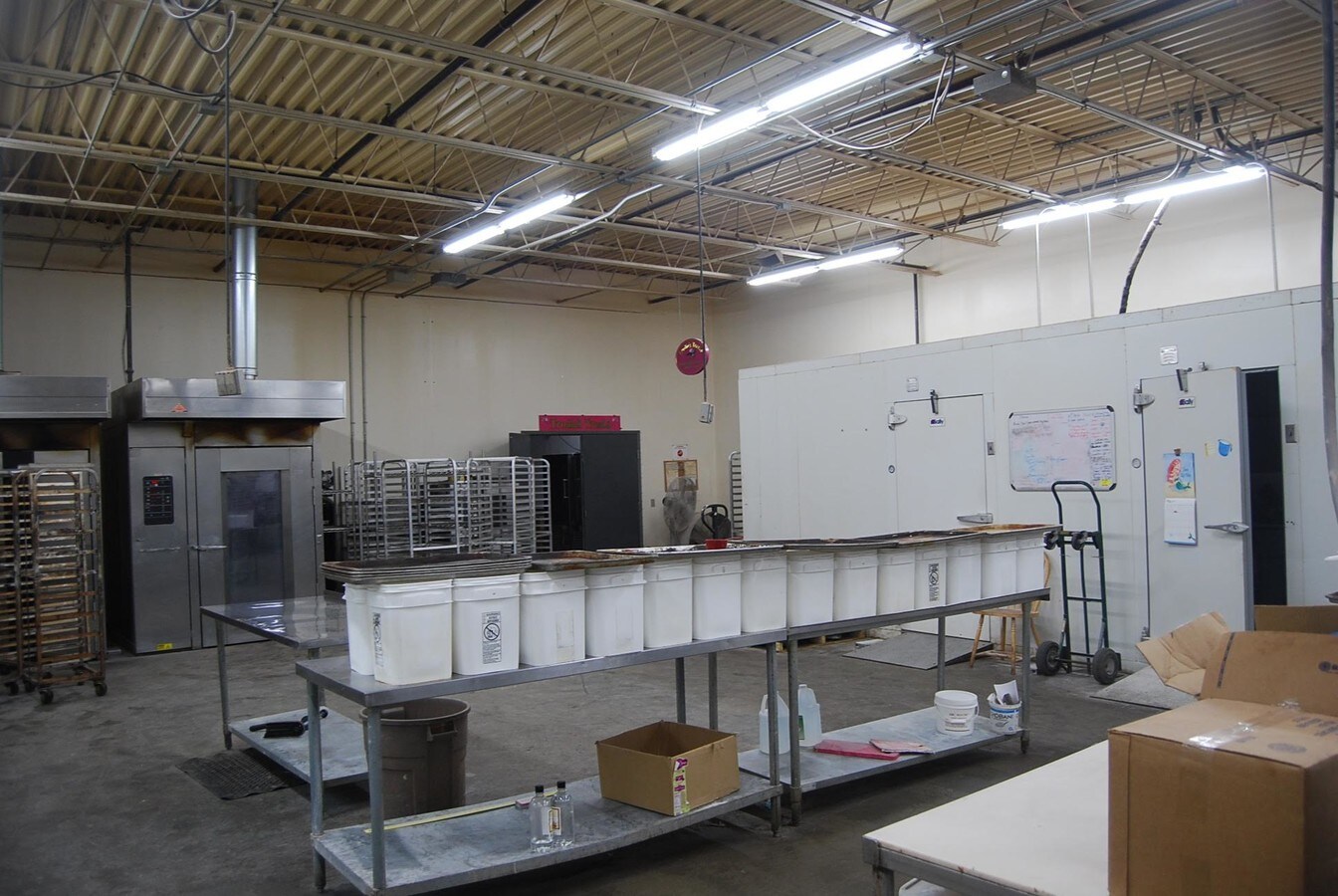 2 Shaker Rd, Shirley, MA, 01464 Office Space For Lease