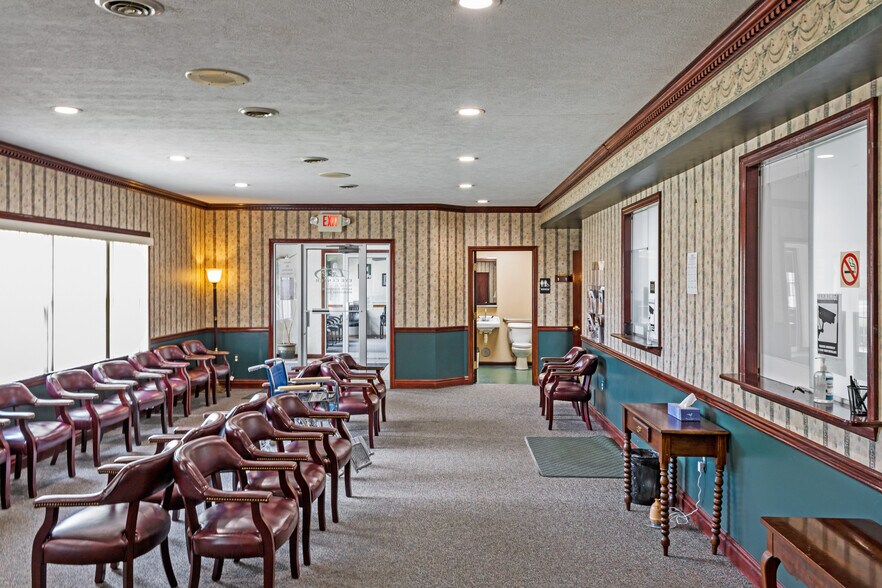 752 Brookshire Dr, Hermitage, PA 16148 Lee Eye Center Oakmont