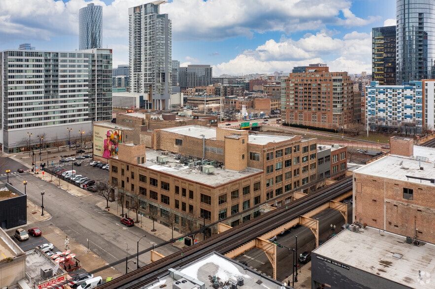 641-651 W Lake St, Chicago, IL for lease - Aerial - Image 1 of 10