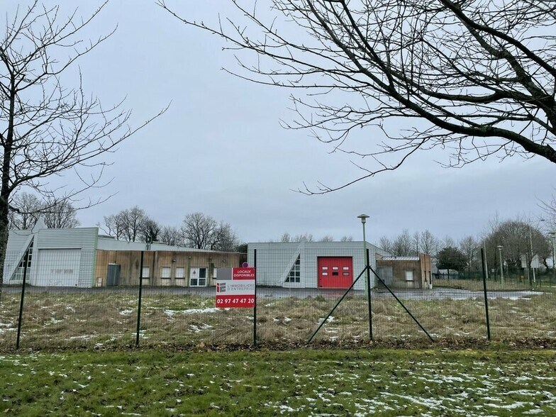 Flex in Questembert for sale - Building Photo - Image 2 of 3