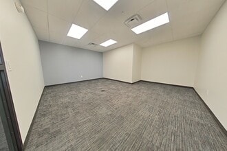 5670 Aurora Way, McCordsville, IN for sale Interior Photo- Image 1 of 5