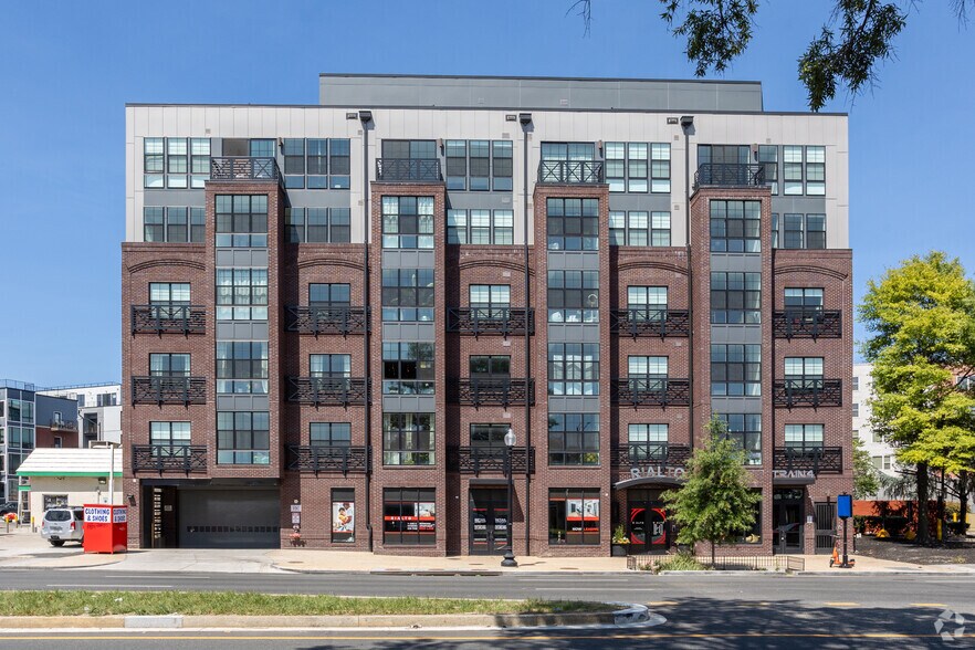 410 Rhode Island Ave NE, Washington, DC for lease - Building Photo - Image 2 of 42