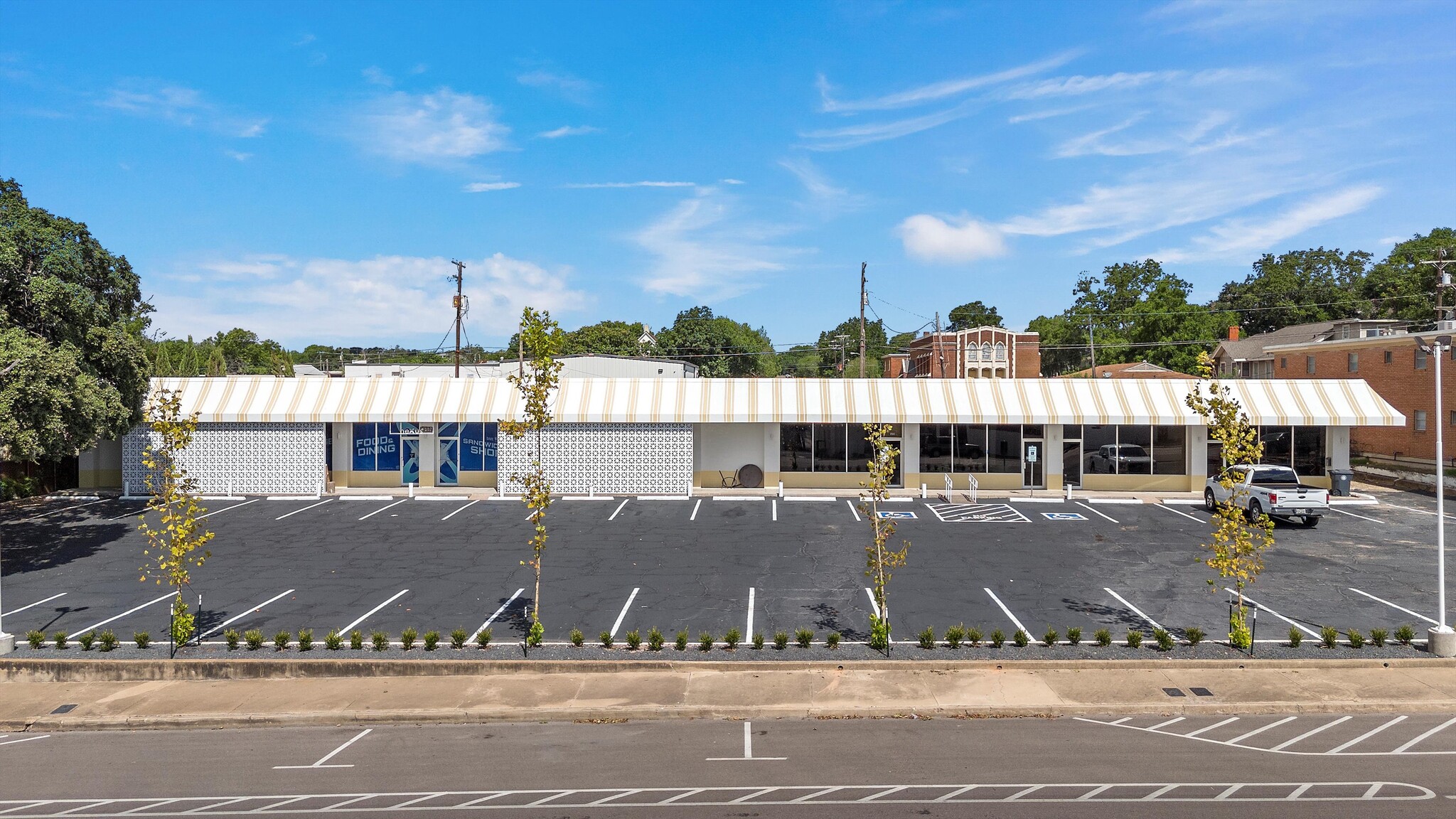 1601 Washington Ave, Waco, TX for lease Building Photo- Image 1 of 7