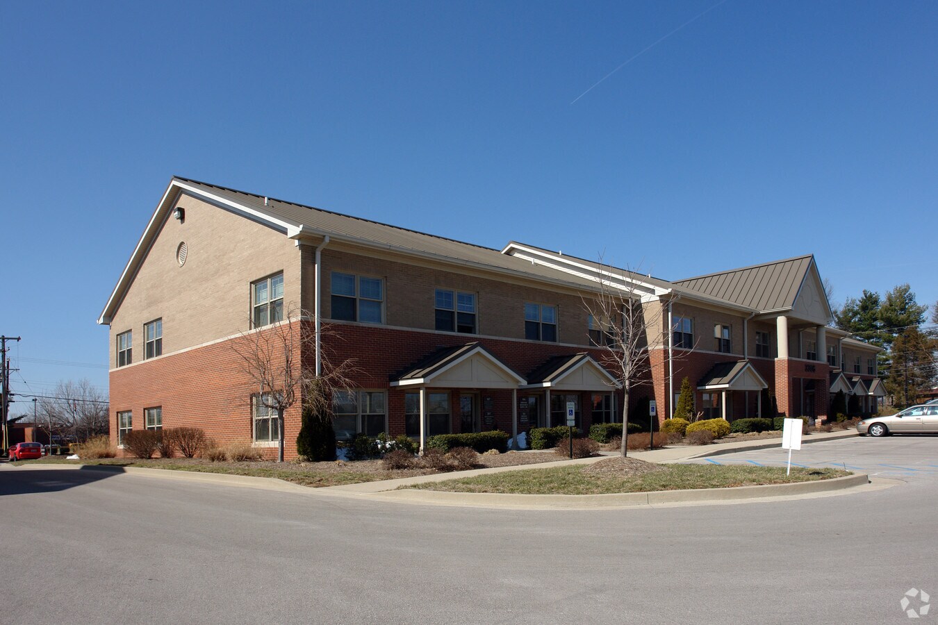 3306 Clays Mill Rd, Lexington, KY 40503